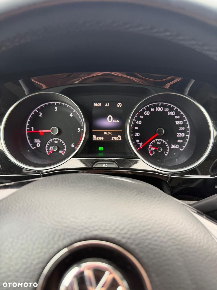 Volkswagen Touran 2.0 TDI BMT Highline DSG - 8