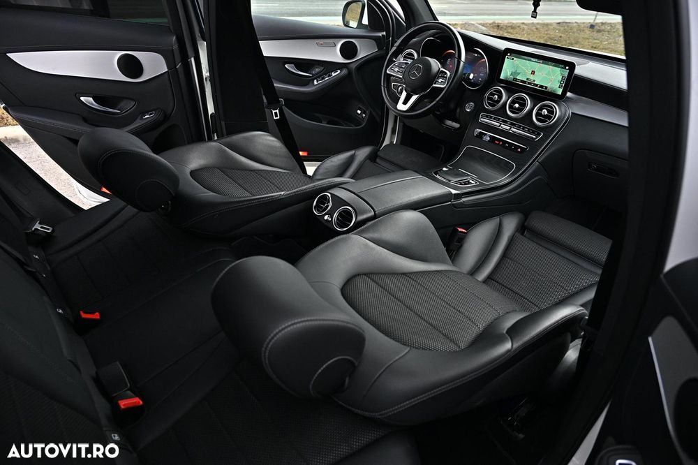 Mercedes-Benz GLC 300 e 4MATIC - 14