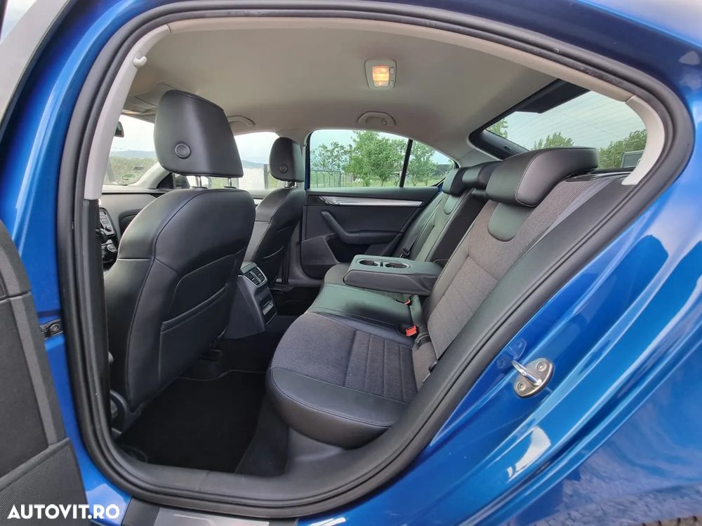 Skoda Octavia 2.0 TDI Sport Edition - 21