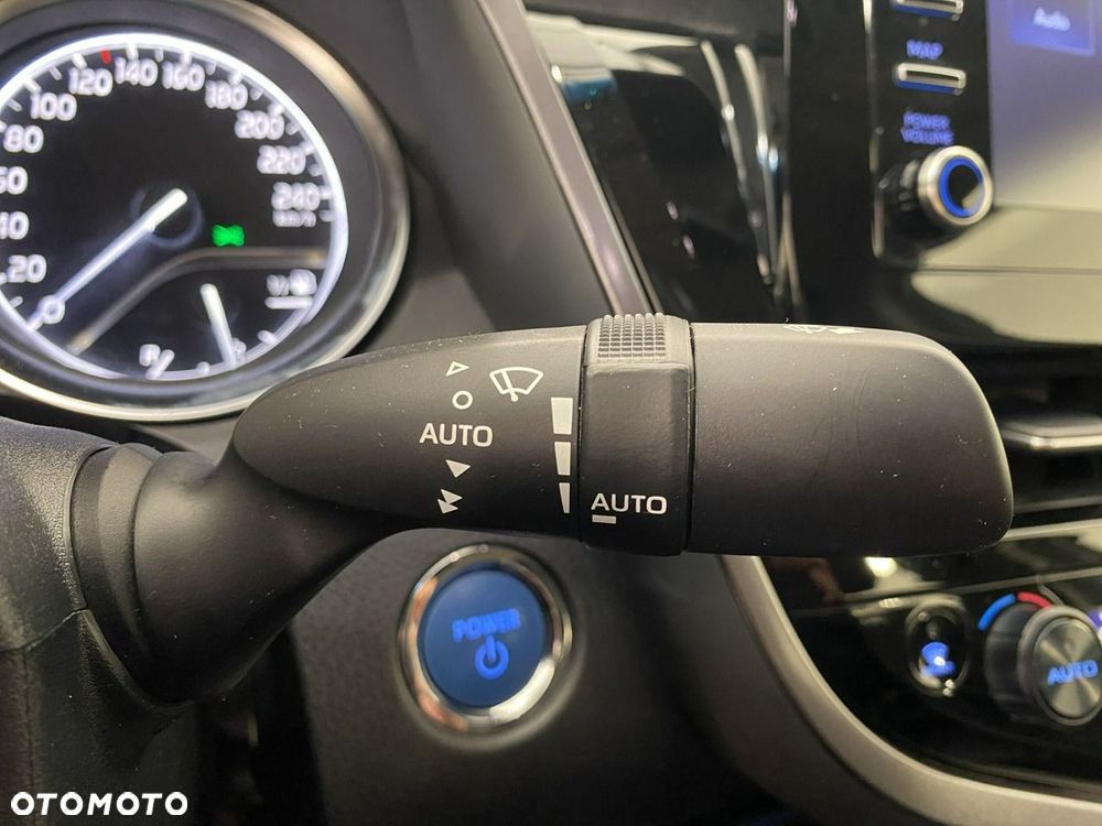 Toyota Camry 2.5 Hybrid Comfort CVT - 25