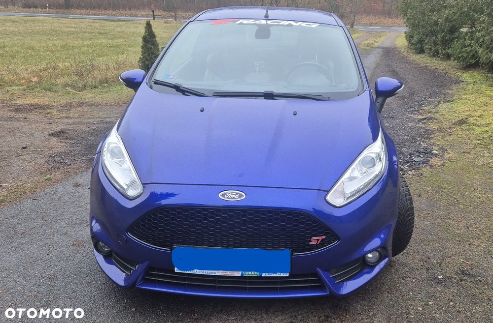 Ford Fiesta 1.6 EcoBoost mit Leder-Sport-Paket ST - 1