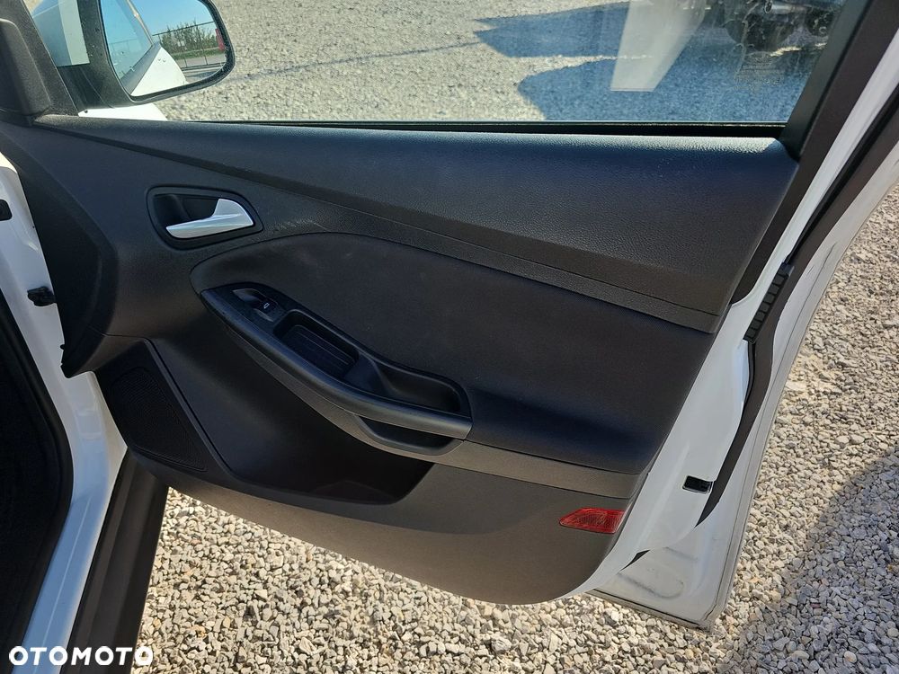 Ford Focus 1.5 EcoBlue Trend - 23