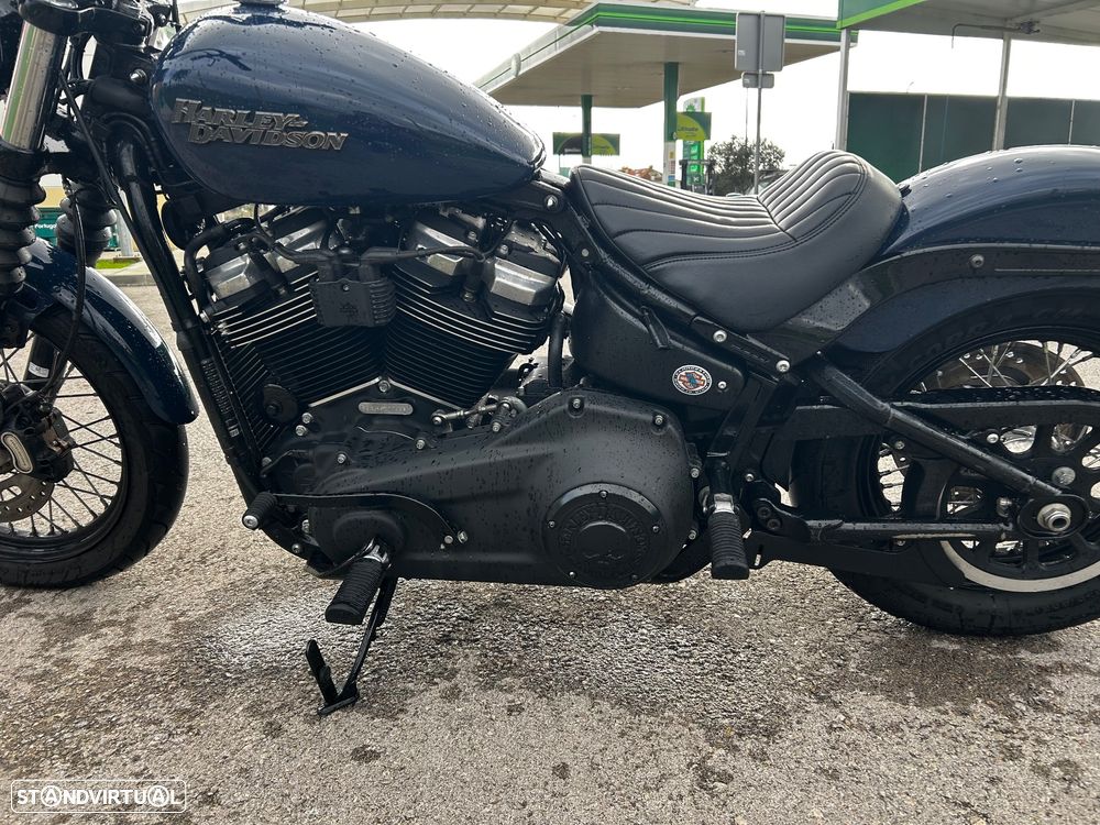 Harley-Davidson Softail Street Bob 33,1Kw - 10