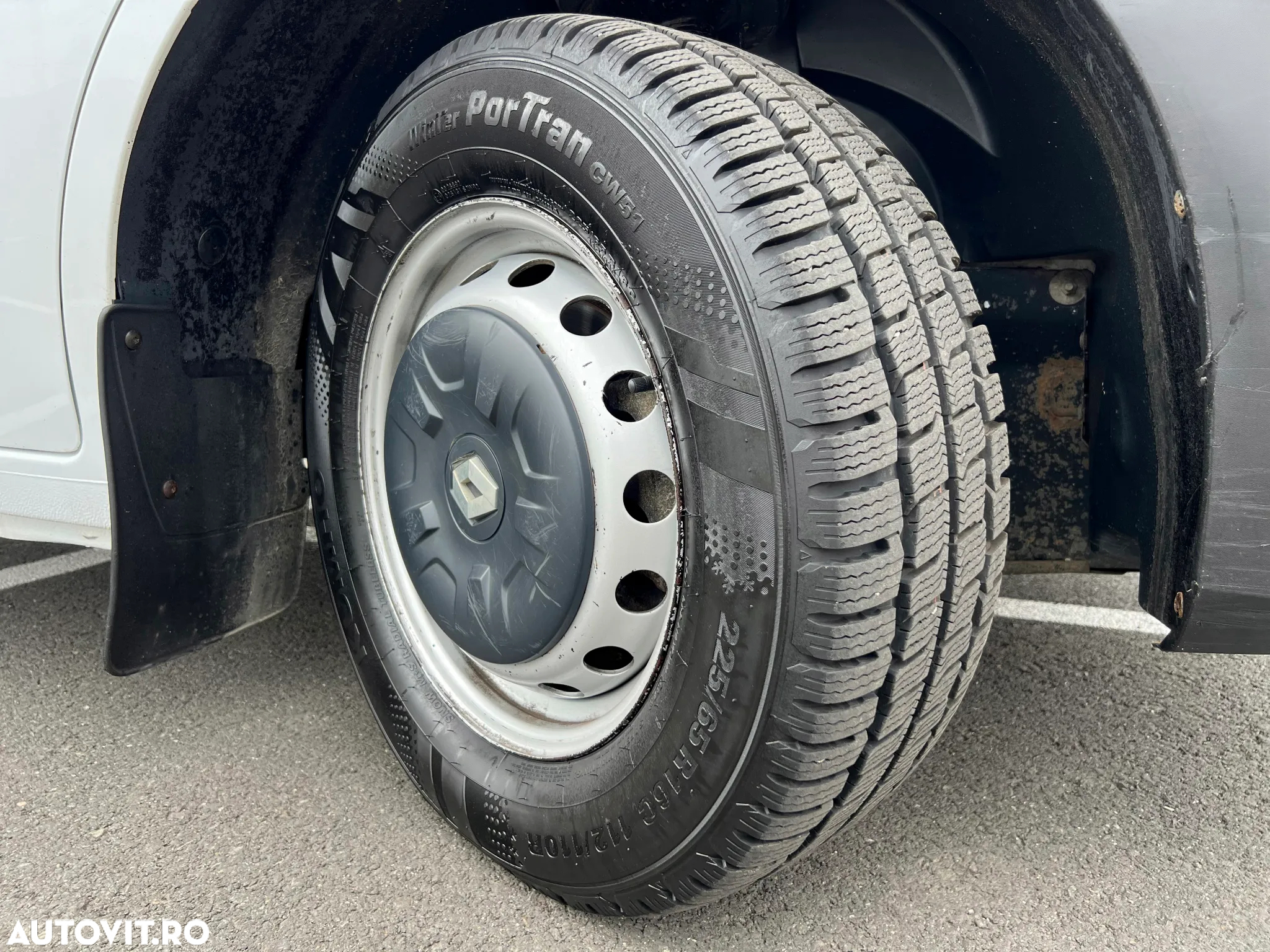 Renault Master 2.3 Blue dCi 135 TT Sasiu CD 3,5t L3 - 25