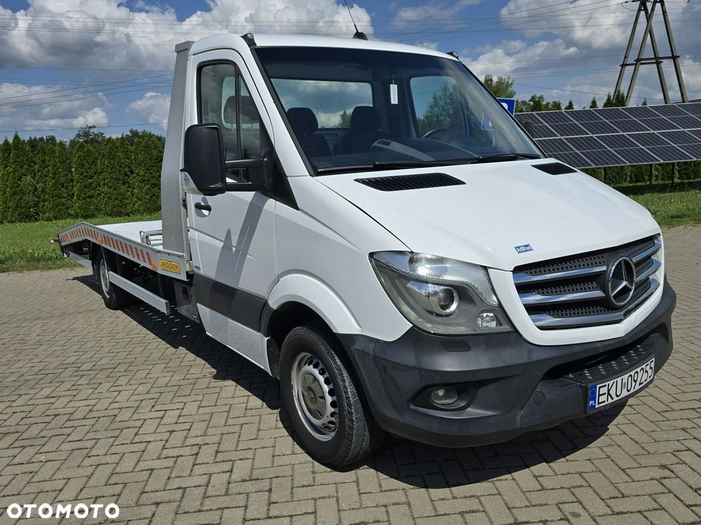 Mercedes-Benz Sprinter - 2