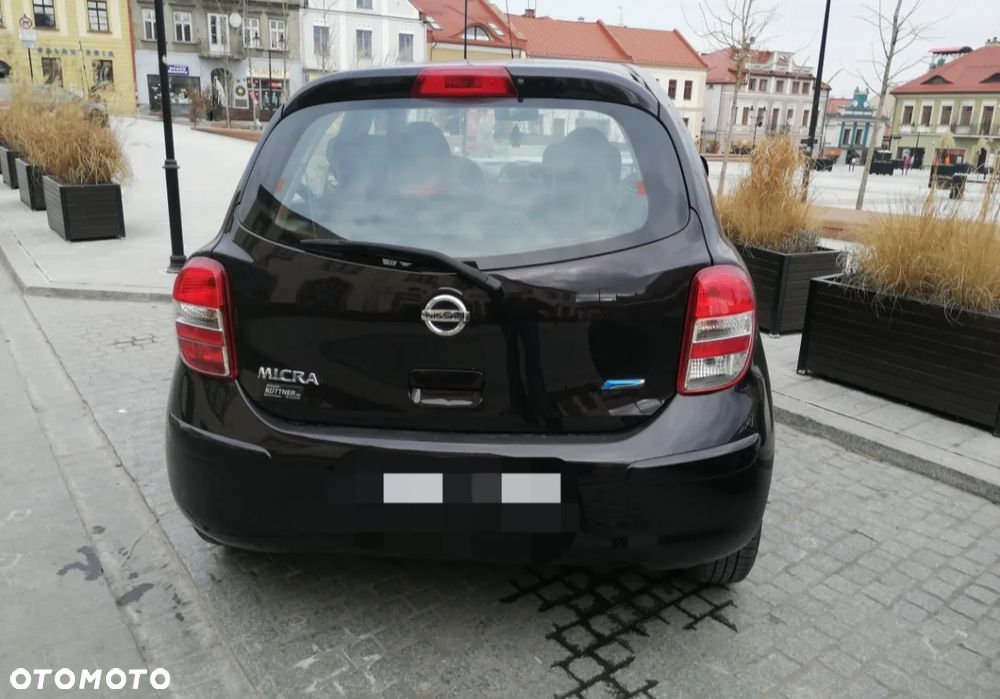 Nissan Micra 2011 photo 2