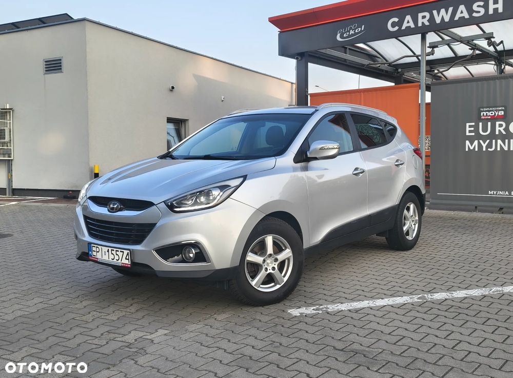 Hyundai ix35 1.7 CRDi 2WD blue Finale Gold - 2