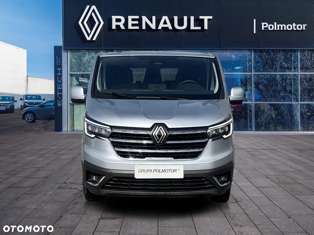 Renault Trafic 2.0 dCi - 9
