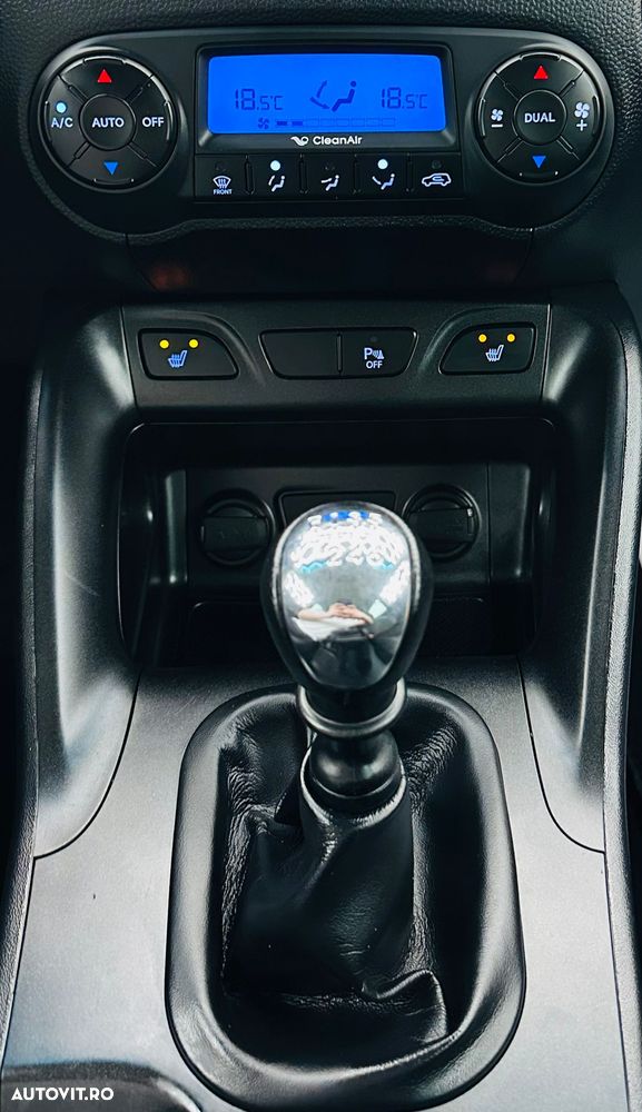 Hyundai ix35 blue 1.6 2WD Finale Silver - 24