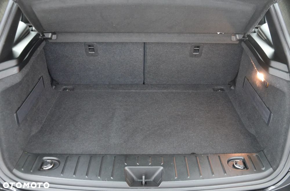 BMW i3 (60 Ah) - 18