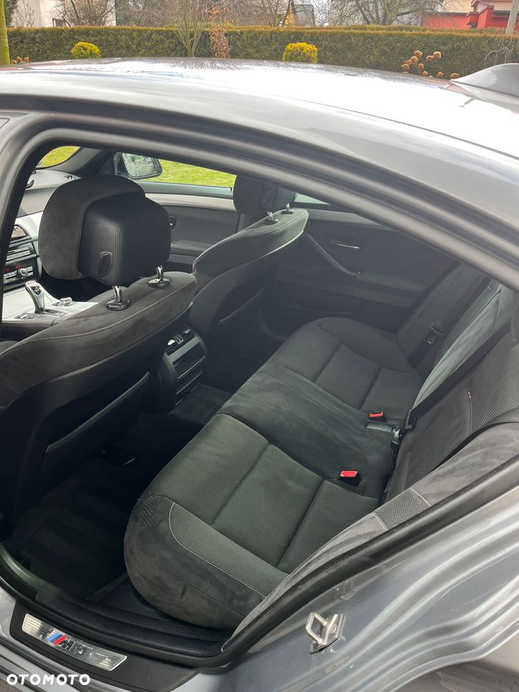 BMW Seria 5 520d xDrive - 9