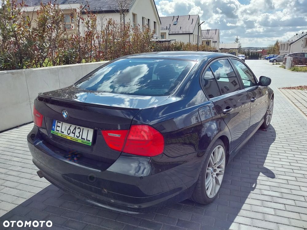 BMW Seria 3 318d - 4