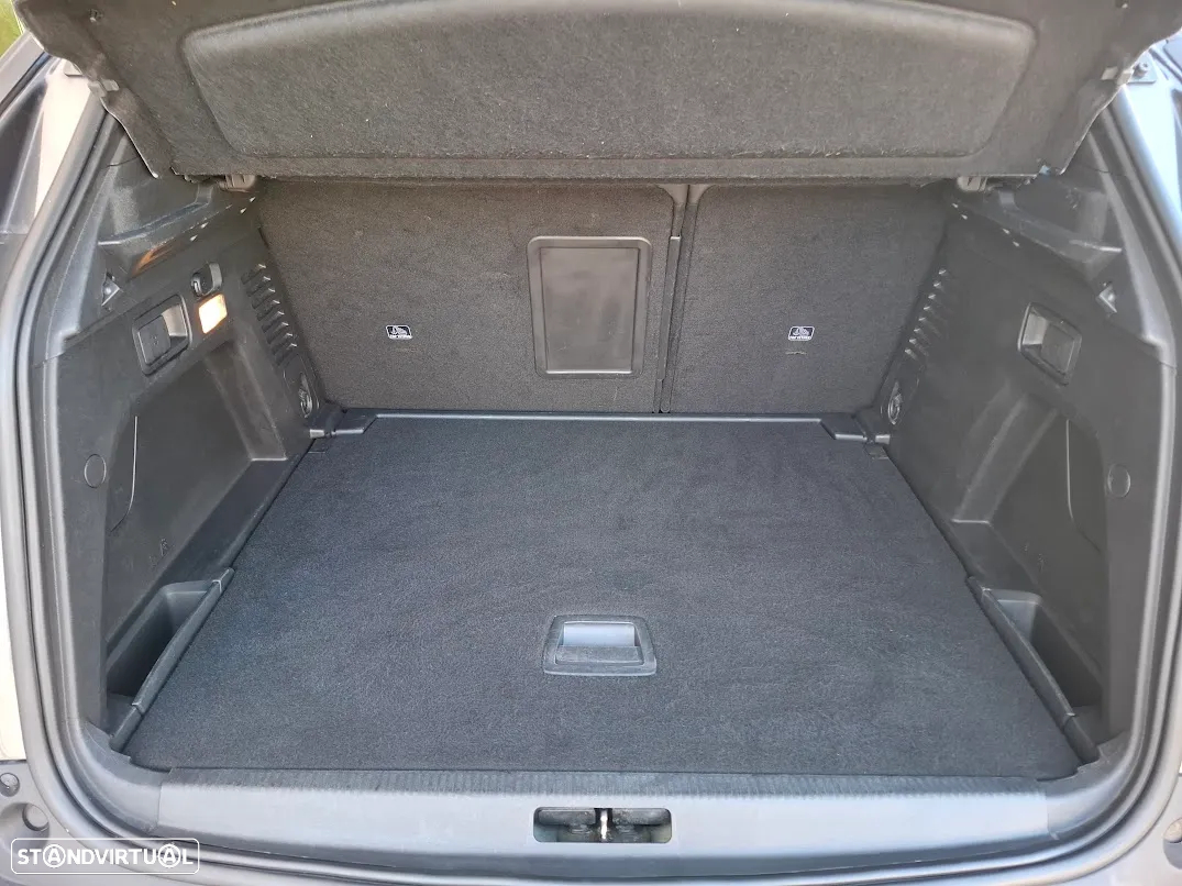 Peugeot 3008 PureTech 130 Stop & Start GPF Allure - 45