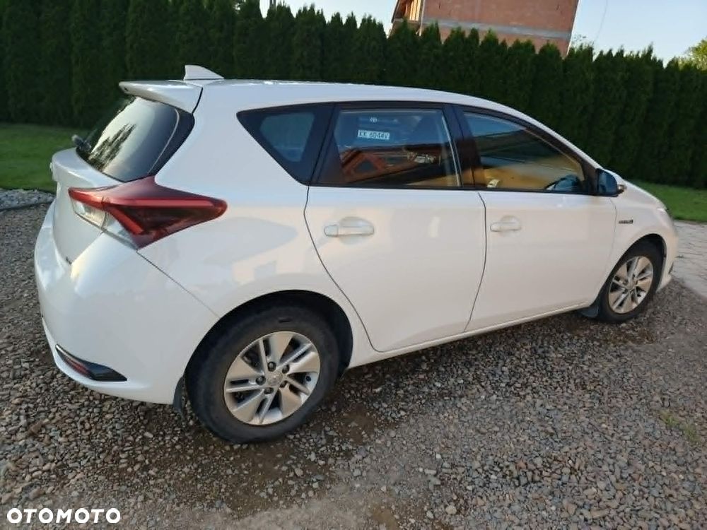 Toyota Auris - 6