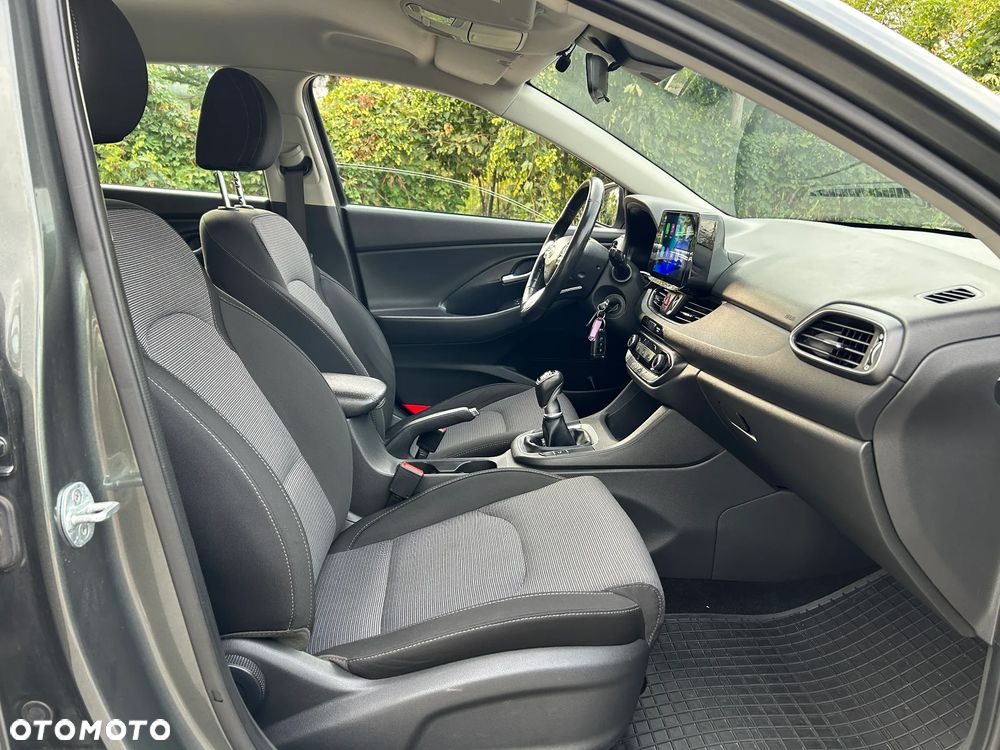 Hyundai i30 1.5 DPI Modern - 18