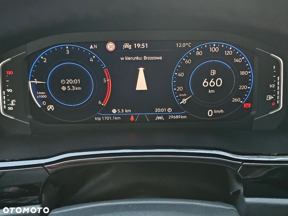 Volkswagen Touran 2.0 TDI BMT SCR Special Edition - 9