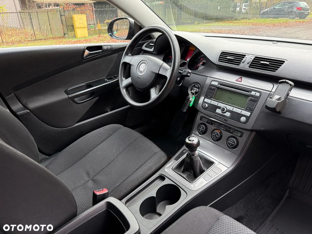 Volkswagen Passat Variant 2.0 TDI Trendline - 19