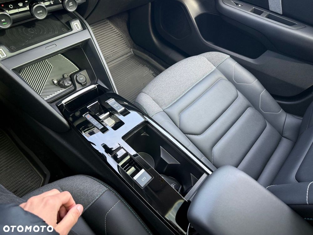 Citroën C4 1.2 PureTech Max S&S EAT8 - 18