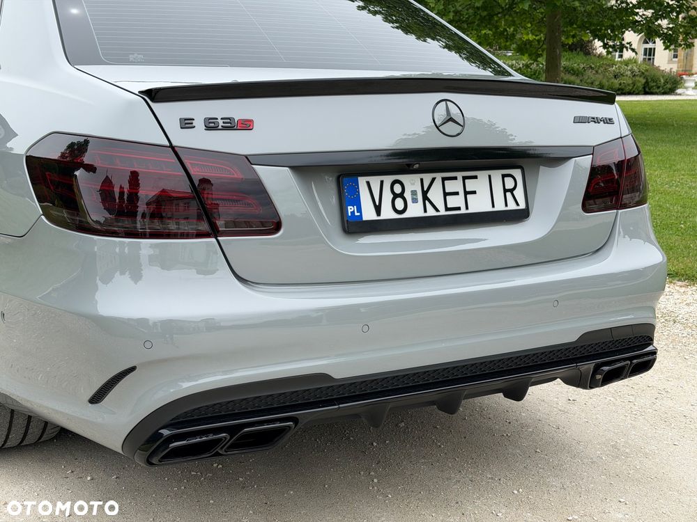 Mercedes-Benz Klasa E - 37