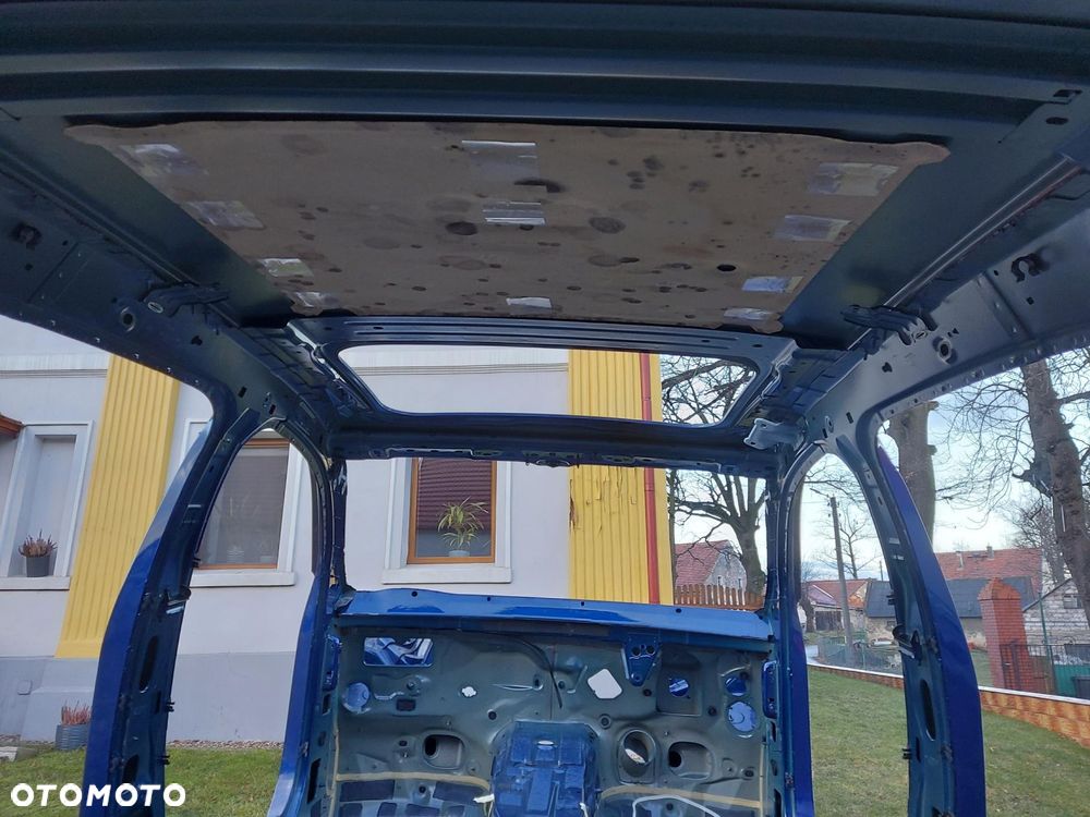 Mercedes EQC 400 W293 N293 DACH niebieski 896 - 5