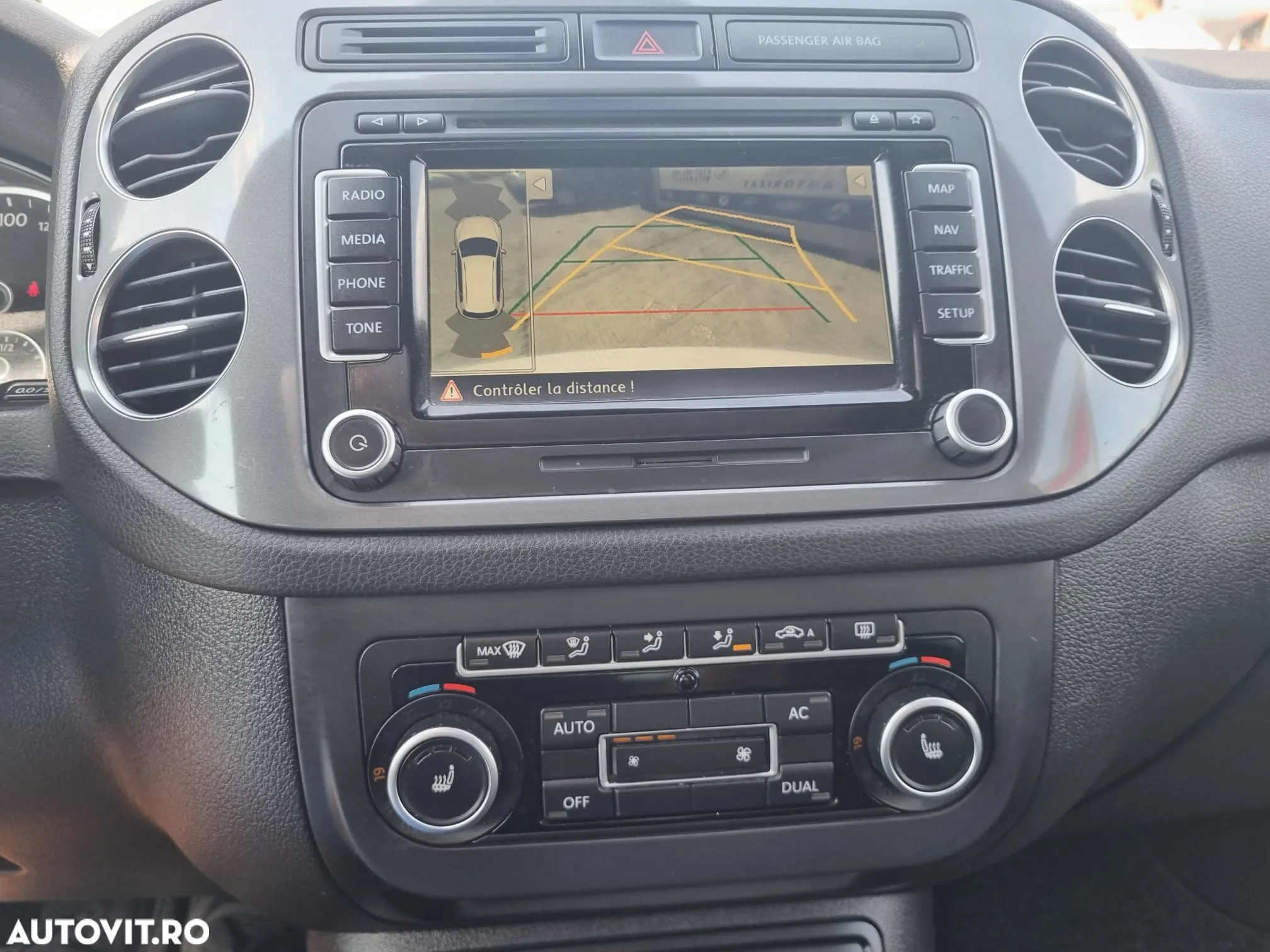 Volkswagen Tiguan 2.0 TDI DPF BlueMotion Technology Exclusive - 14