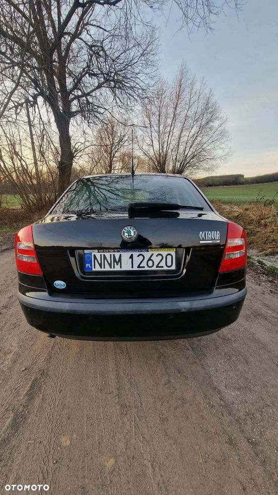 Skoda Octavia 1.6 Active - 19