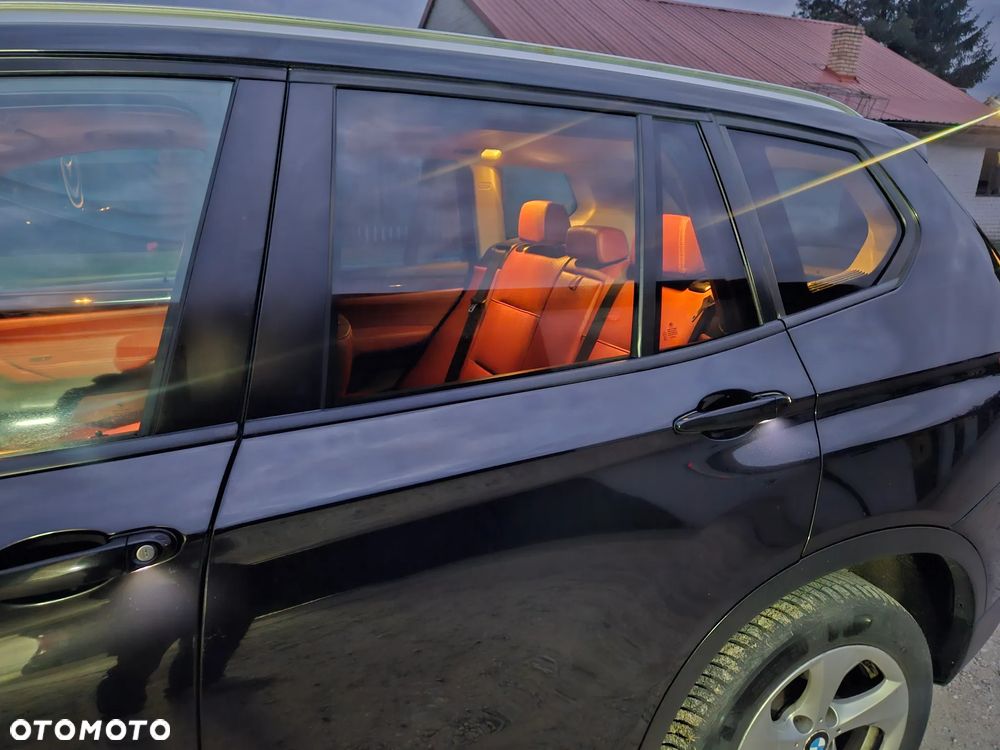 BMW X3 28i xDrive - 27