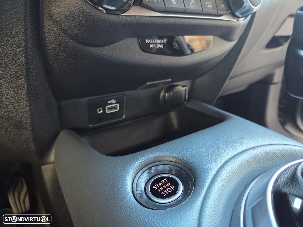 Nissan Juke 1.0 DIG-T N-Connecta DCT - 25