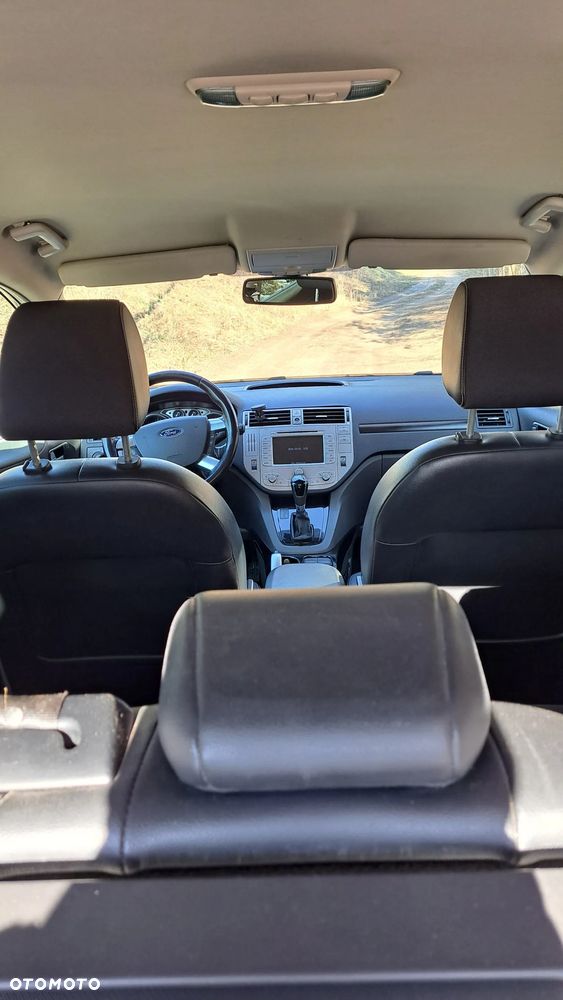 Ford Kuga 2.0 TDCi 4x4 Titanium - 19