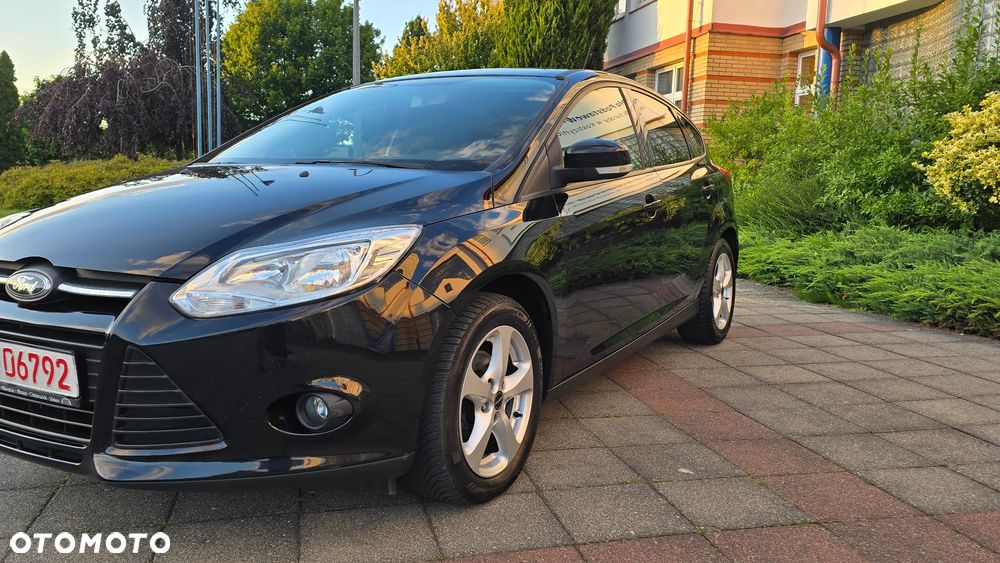 Ford Focus - 32
