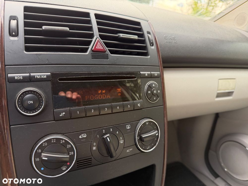Mercedes-Benz Klasa A 160 CDI Elegance - 12