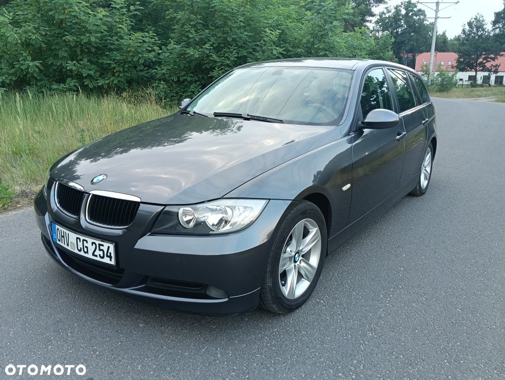 BMW Seria 3 - 1