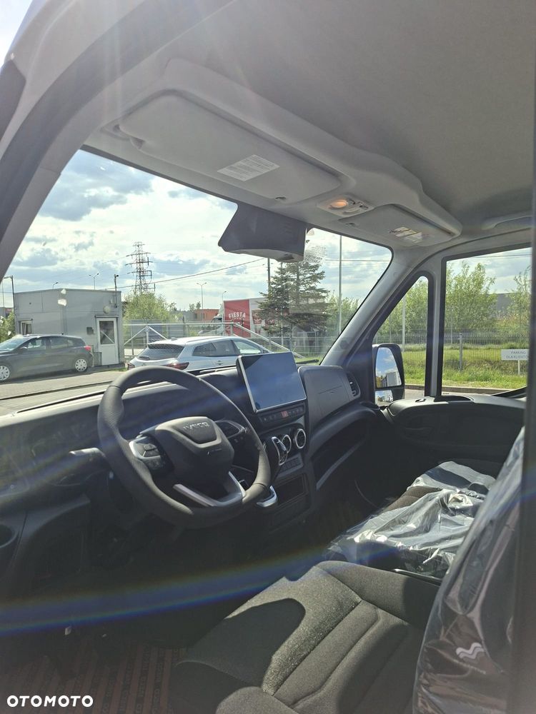 Iveco Daily 35S18HA8 V - 17