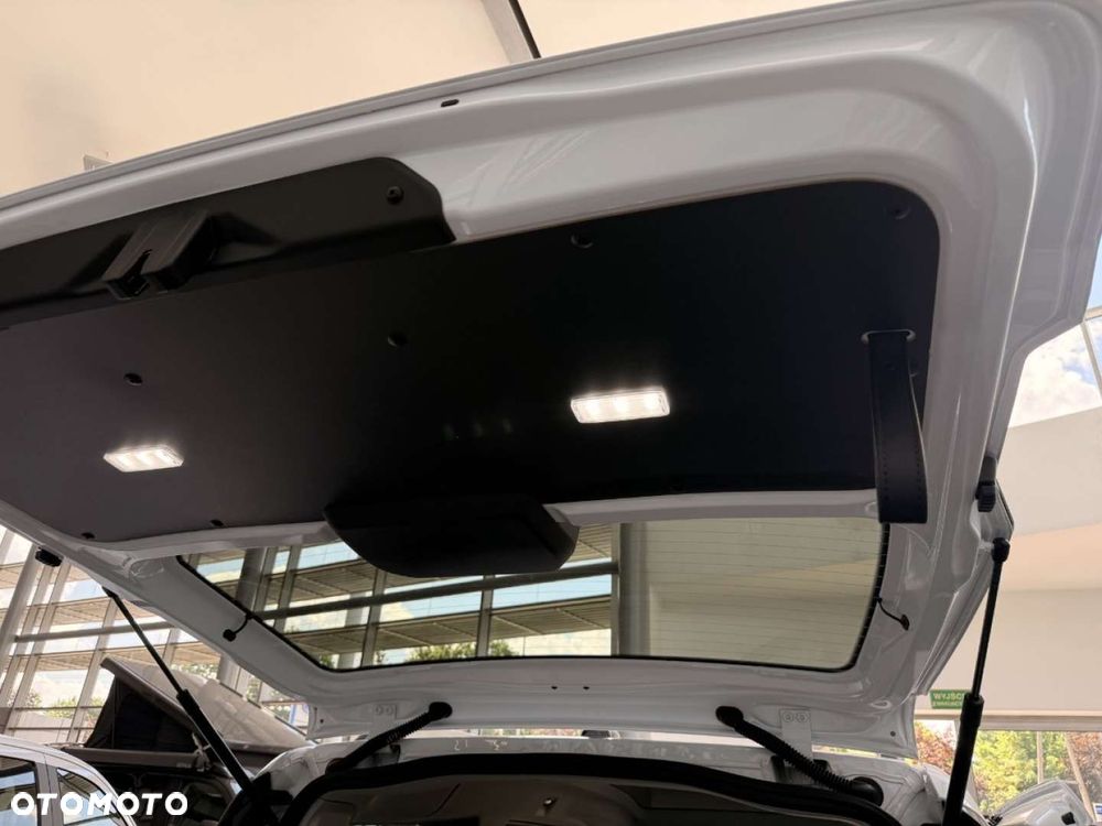 Ford Tourneo Connect Grand - 22