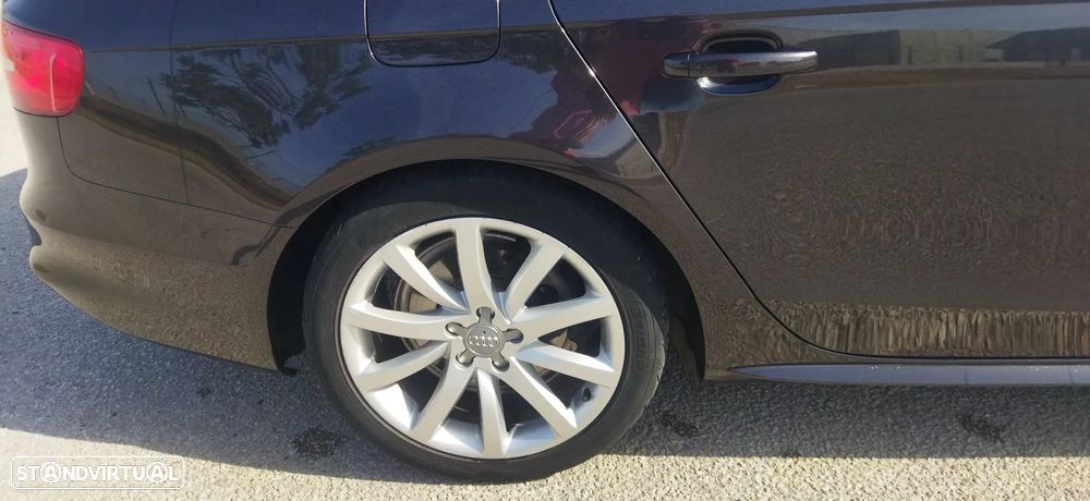 Audi A4 Avant 2.0 TDI S-line - 19