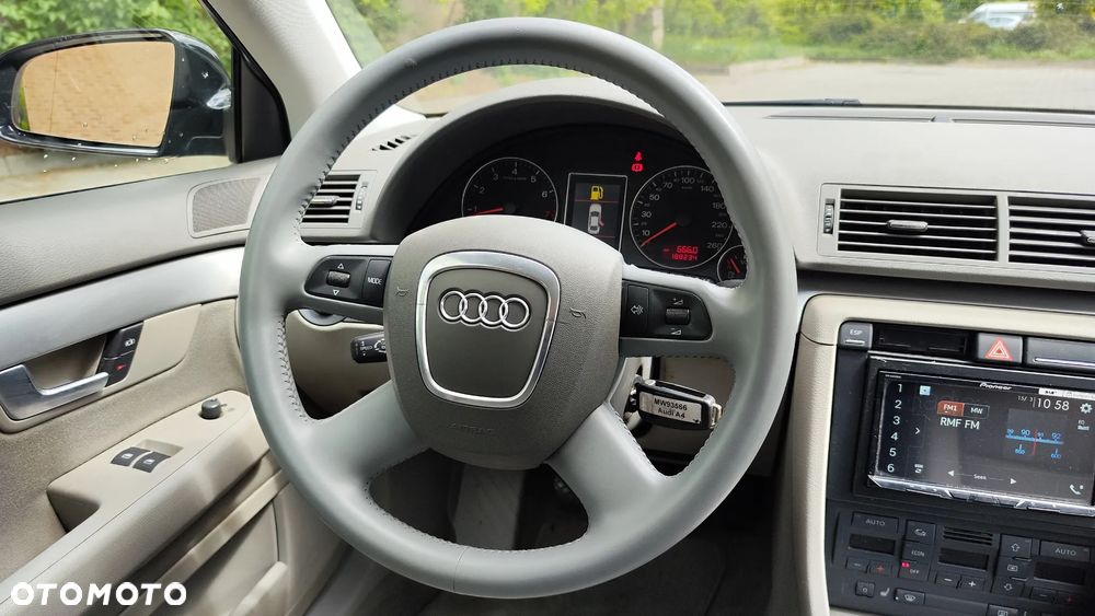 Audi A4 Avant 1.8T - 24