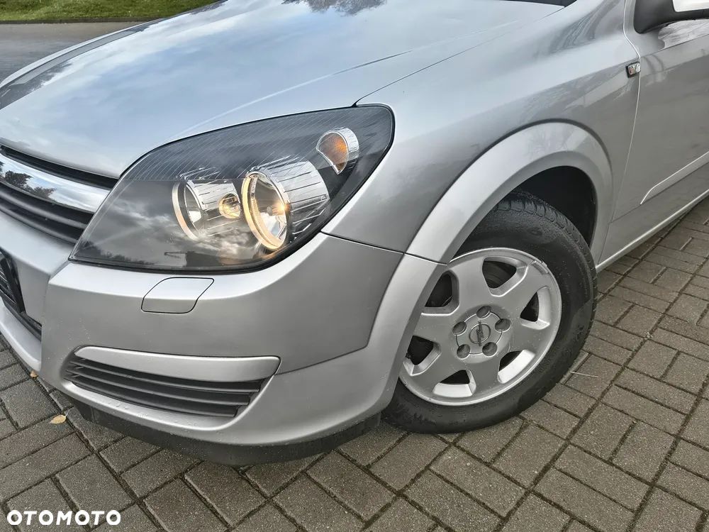 Opel Astra 1.6 Enjoy - 11