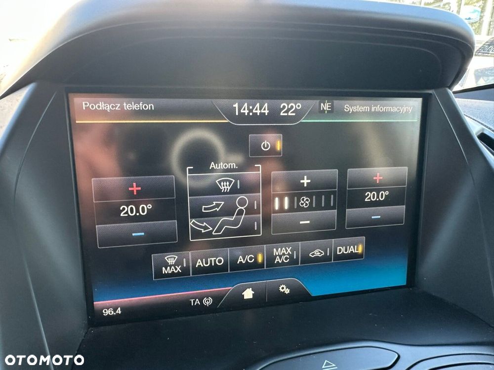 Ford Kuga 2.0 TDCi FWD Titanium - 23