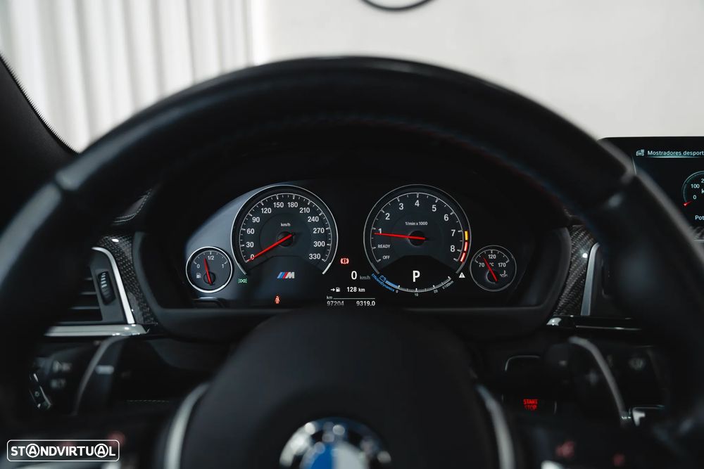 BMW M4 DKG Competition - 36