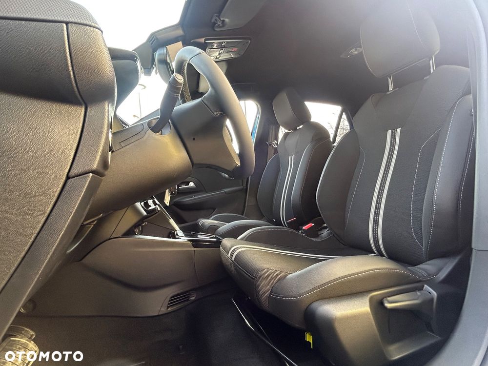 Opel Corsa 1.2 T mHEV Yes 2025 eDCT - 16