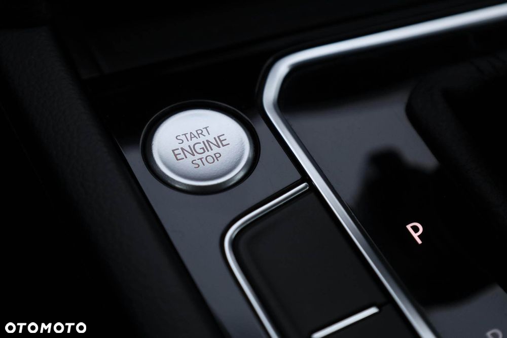 Volkswagen Passat - 27