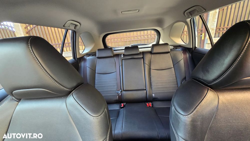 Toyota RAV4 2.5 VVT-iE 4x4 Luxury - 5