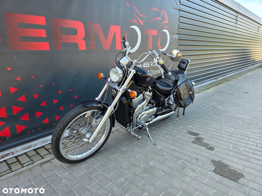 Suzuki Intruder - 30