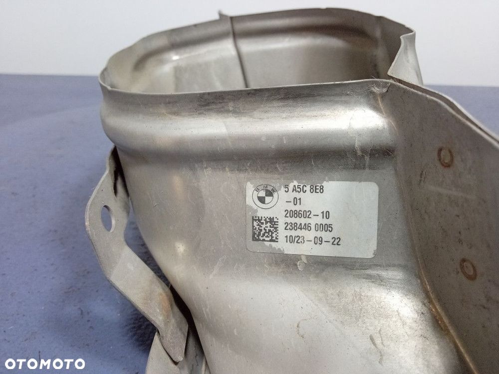 BMW X5 G05 G06 G07 OSŁONA KOŃCÓWKI WYDECHU PRAWA TŁUMIKA 5A5C8E8 - 4