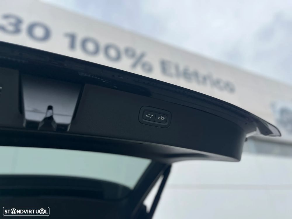 Volvo XC 90 2.0 T8 PHEV Plus Dark AWD - 15