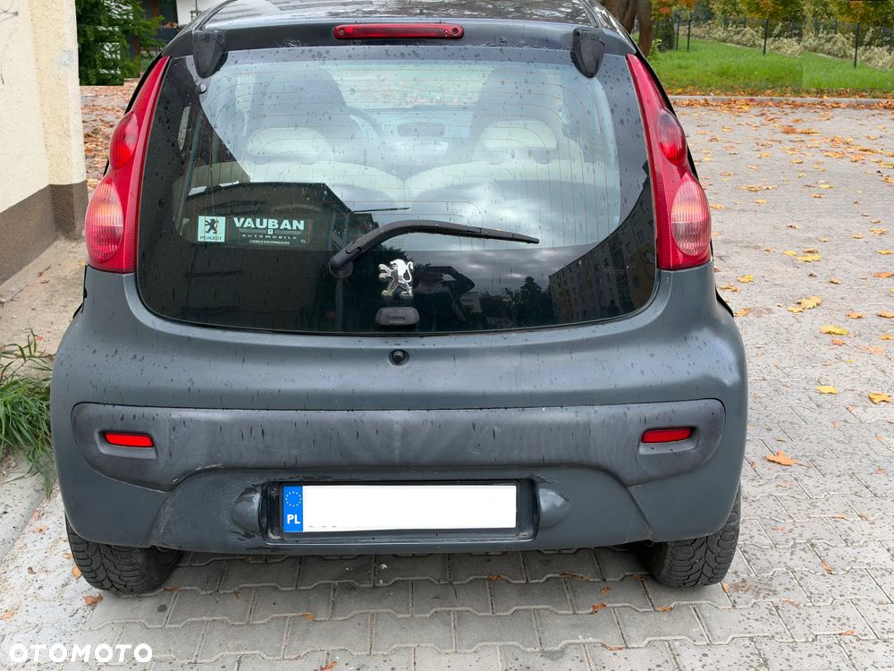 Peugeot 107 2006 photo 2