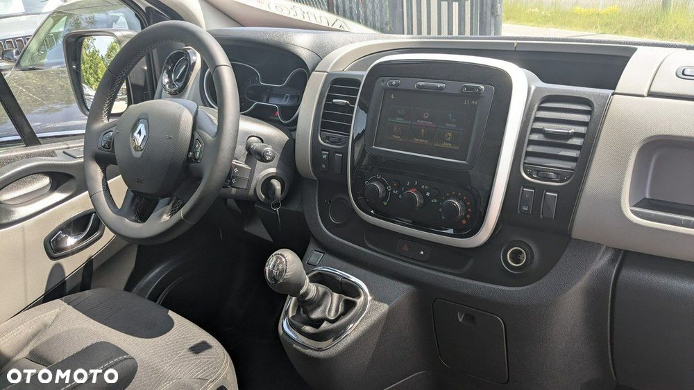 Renault Trafic - 23