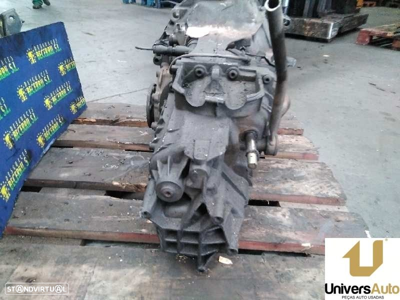 CAIXA VELOCIDADES AUDI A4 1998 -DVX - 4
