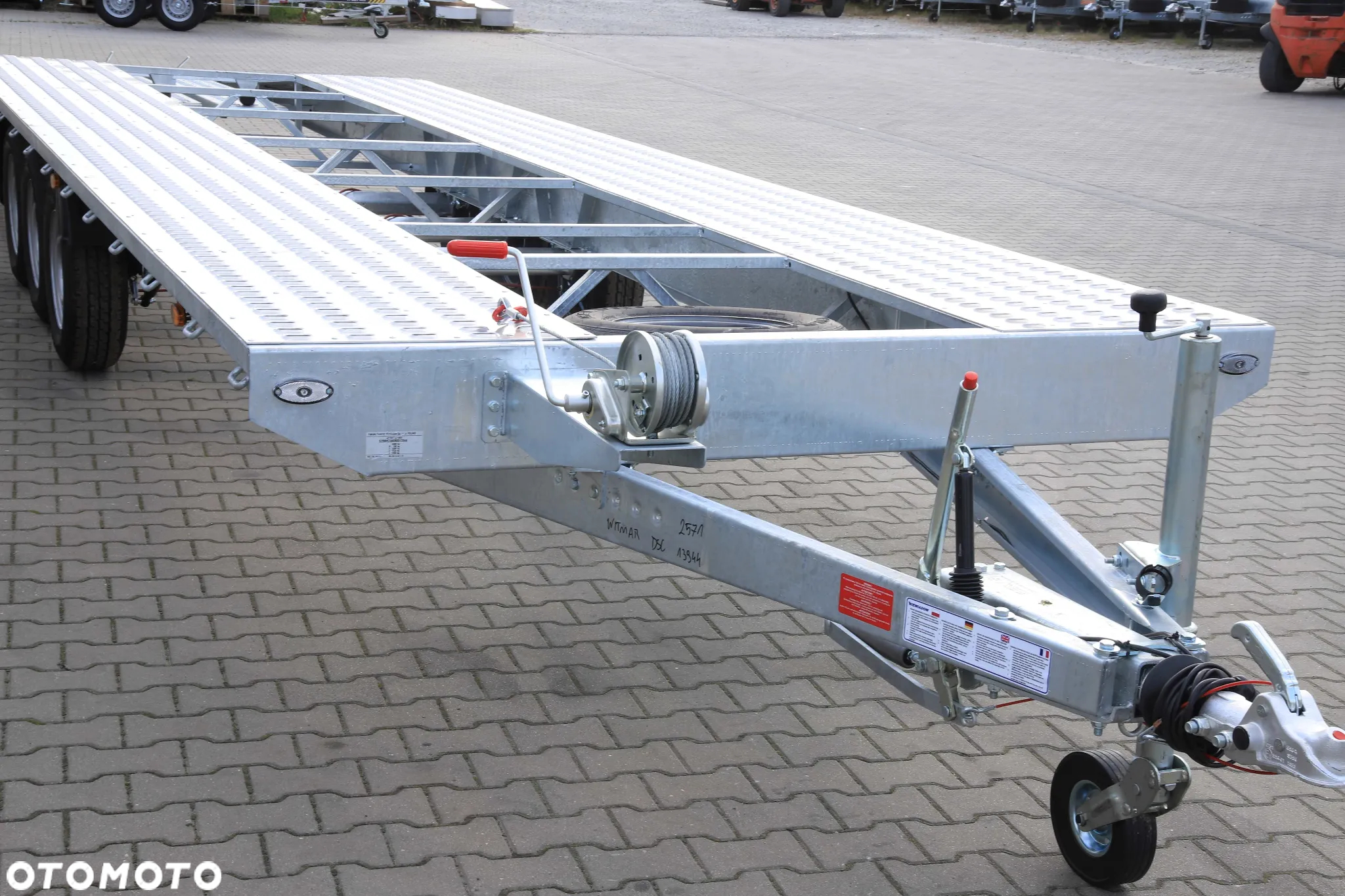 Niewiadów INDIANAPOLIS 8,5 X 2.1 DMC 3500 kg 3 osie KOŁA 14C - 5