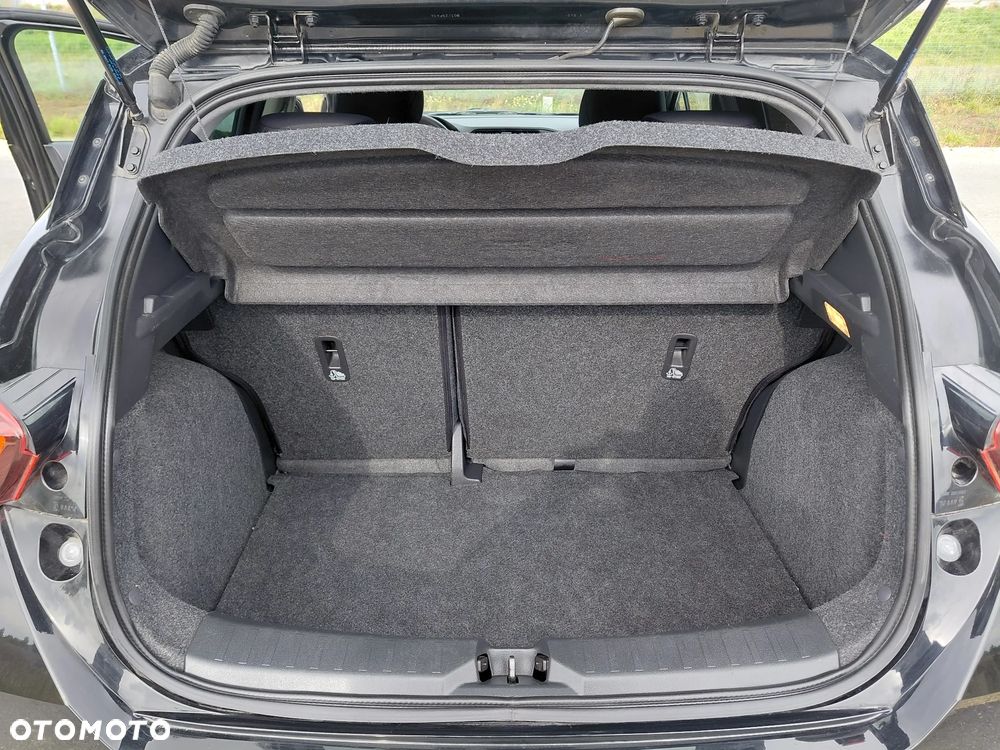Nissan Micra - 14